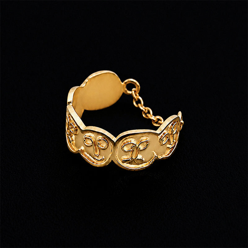 Face Chain Ring Gold