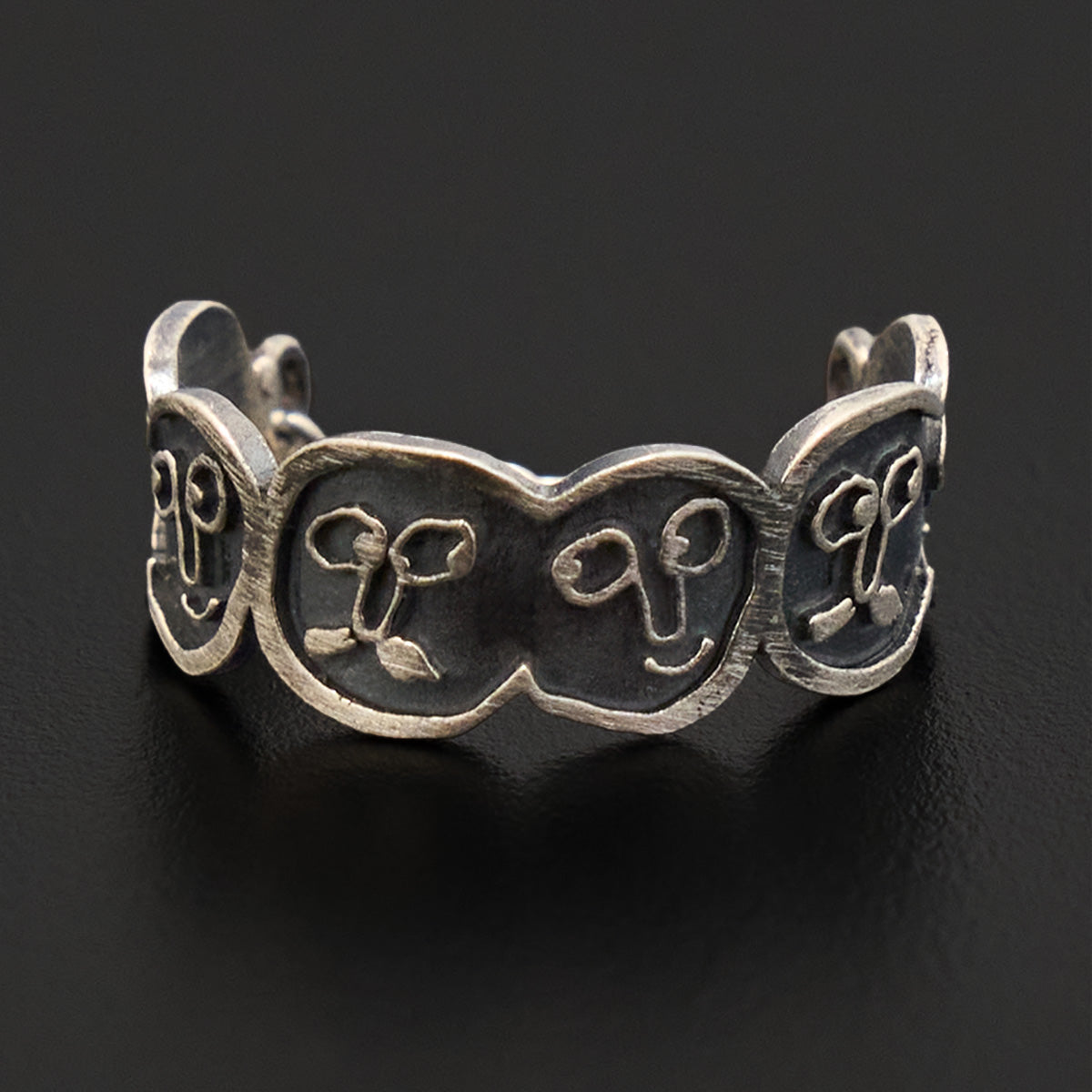 Face Chain Ring Silver